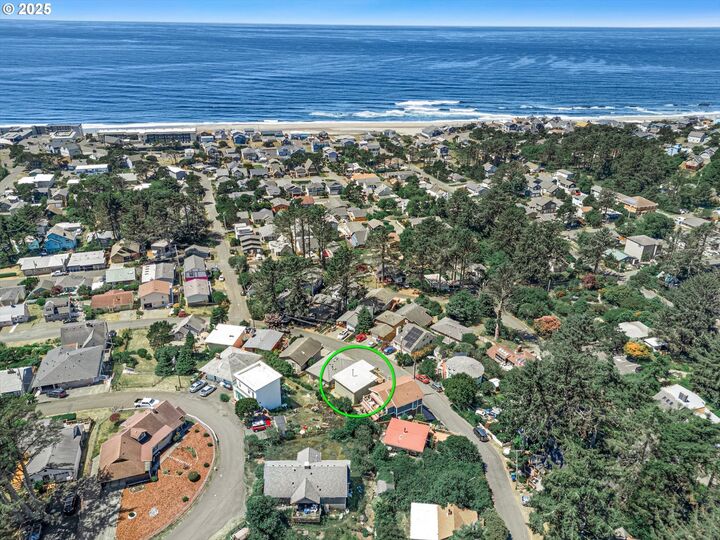Property Photo:  3244 NW Oar Dr  OR 97367 