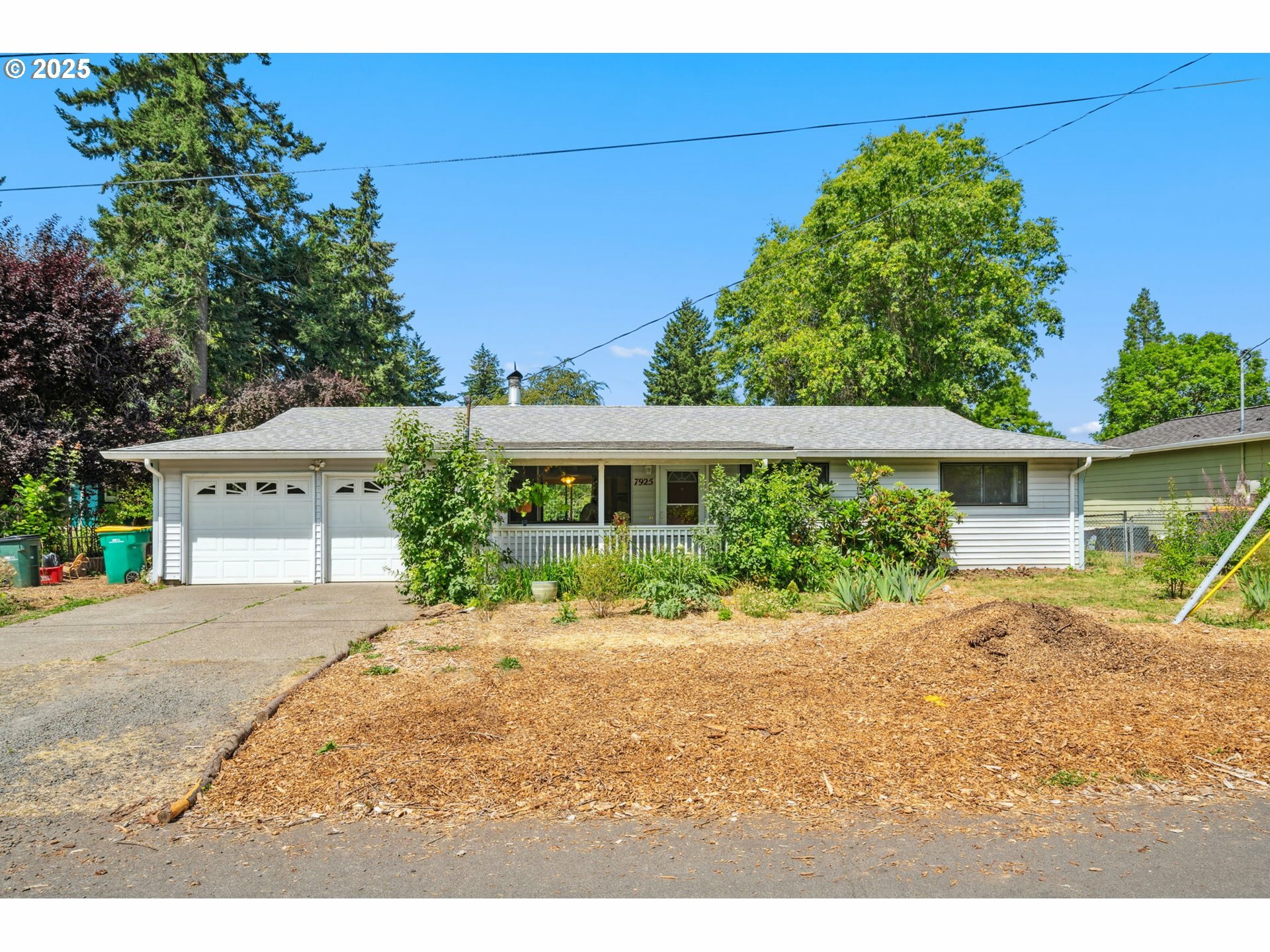 Property Photo: 7925 SW 66th Ave OR 97223