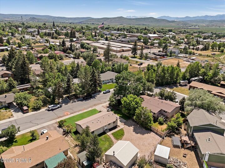 Property Photo: 155 Hawthorne Drive UT 84036