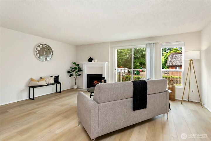 Property Photo:  18526  52nd Avenue W B3  WA 98037 