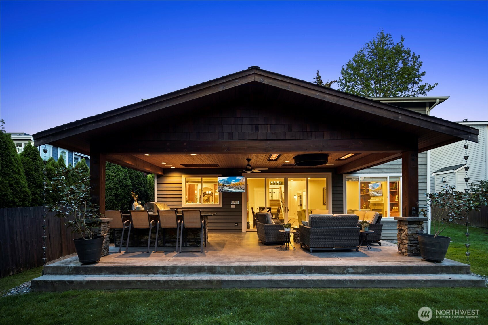 Property Photo: 709 7th Street S WA 98033