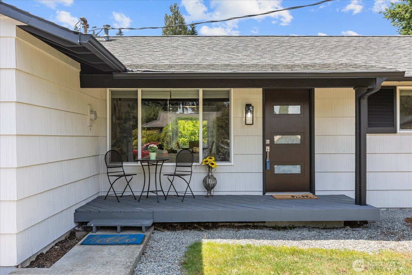 Property Photo: 30011 5th Avenue SW WA 98023