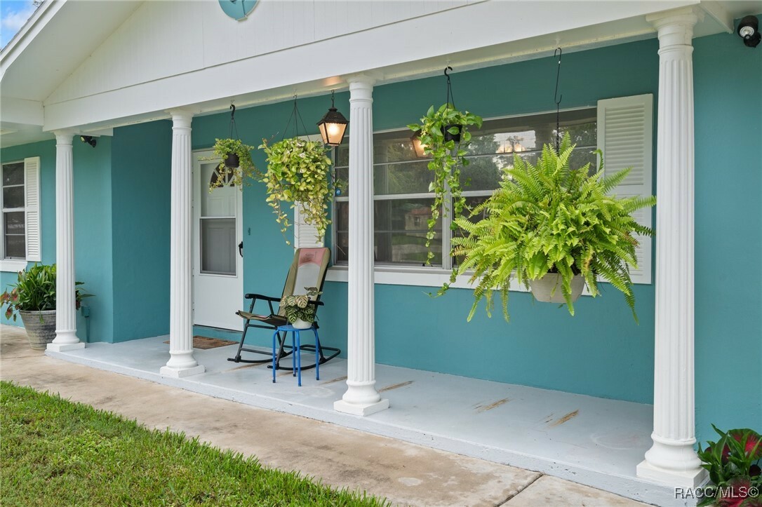Property Photo: 6045 E Rector Street FL 34452