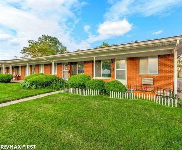 22800 Beaconsfield Avenue Avenue  Eastpointe MI 48021 photo