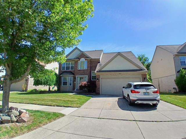 Property Photo: 11820 Creekview Drive MI 48312