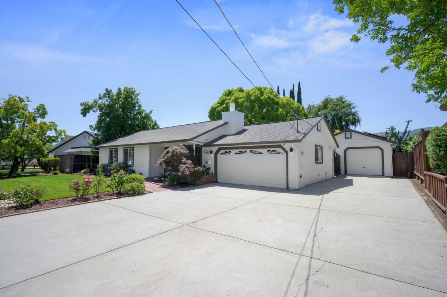 Property Photo: 14904 Cole Drive CA 95124