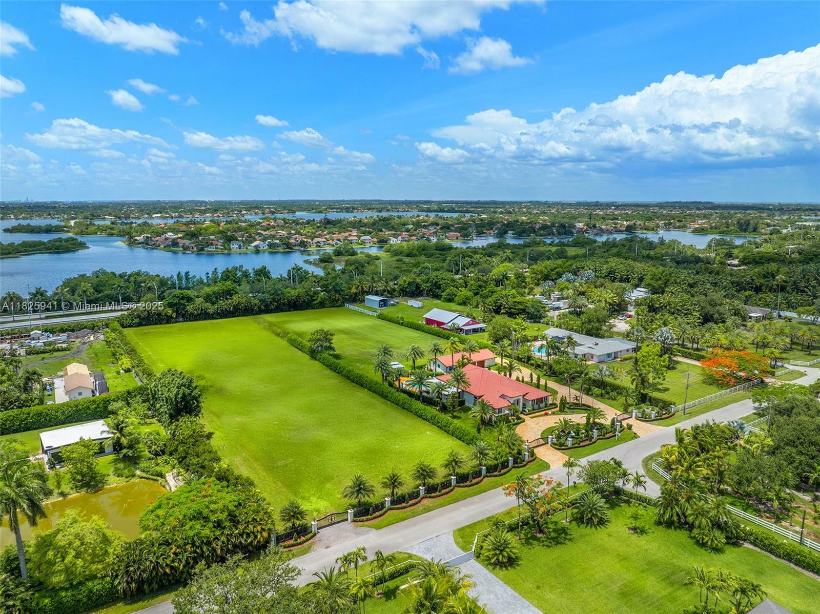 Property Photo: 17490 SW 70th Pl FL 33331
