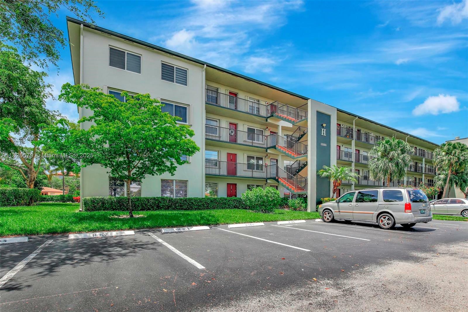 Property Photo:  13355 SW 9th Ct 413H  FL 33027 