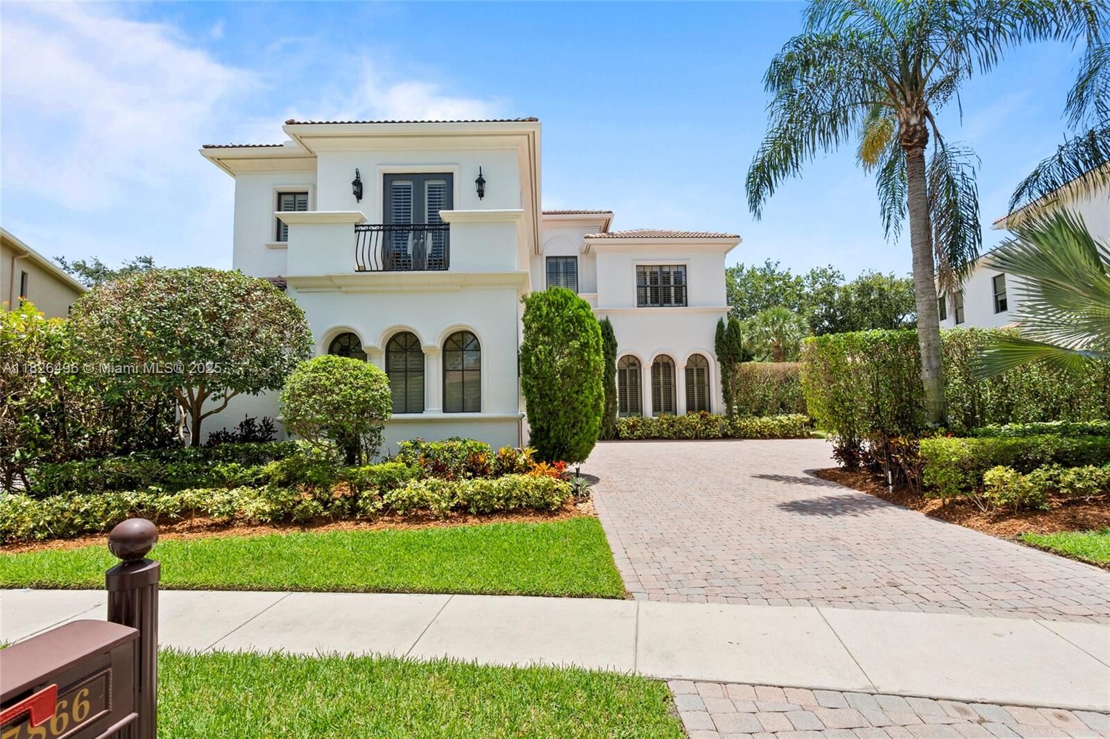 Property Photo:  17866 Lake Azure Way  FL 33496 