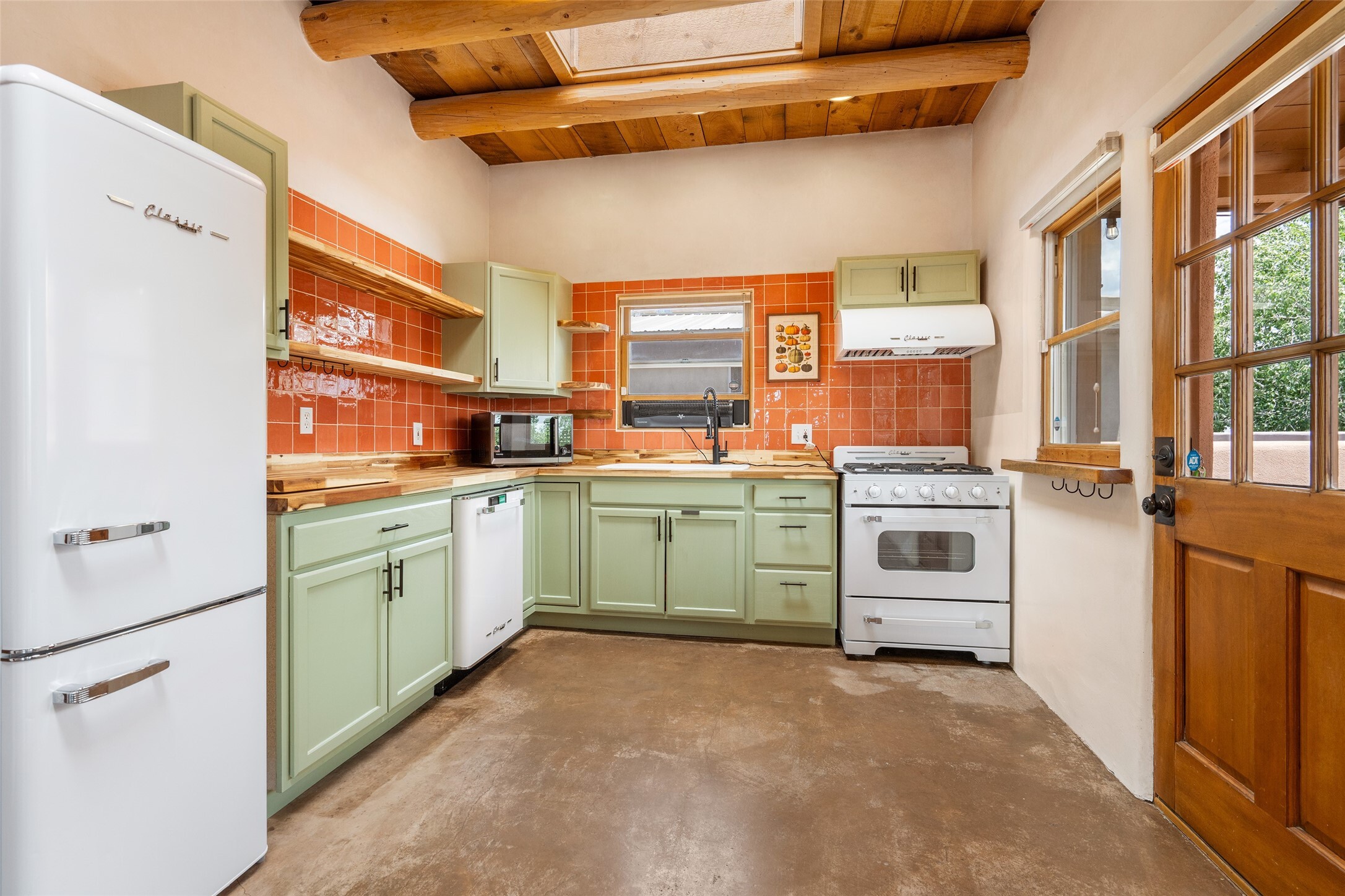 Property Photo:  815 Baca C  NM 87505 