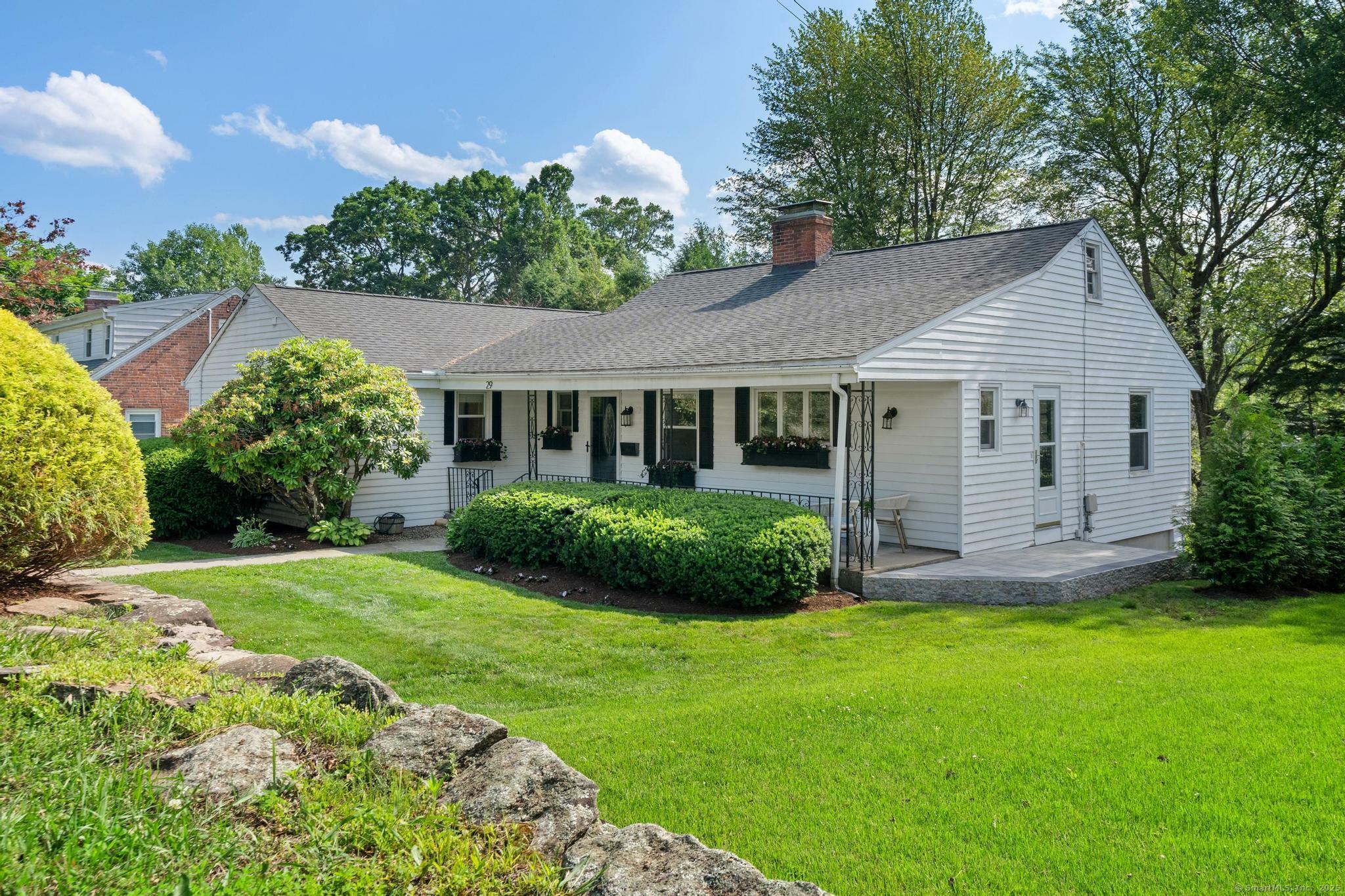 Property Photo:  29 Fairwood Farms Drive  CT 06107 