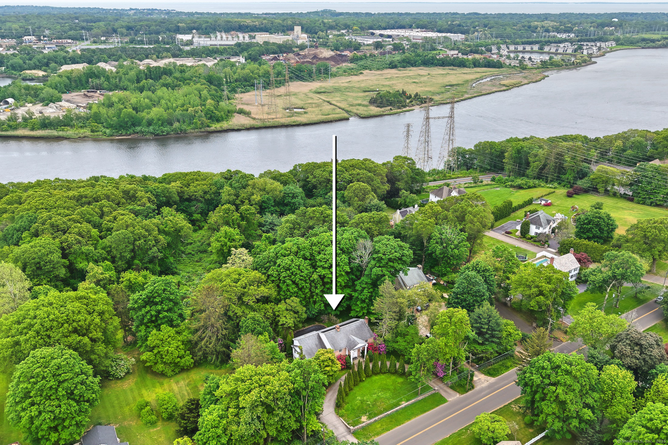 Property Photo: 5550 Main Street CT 06614