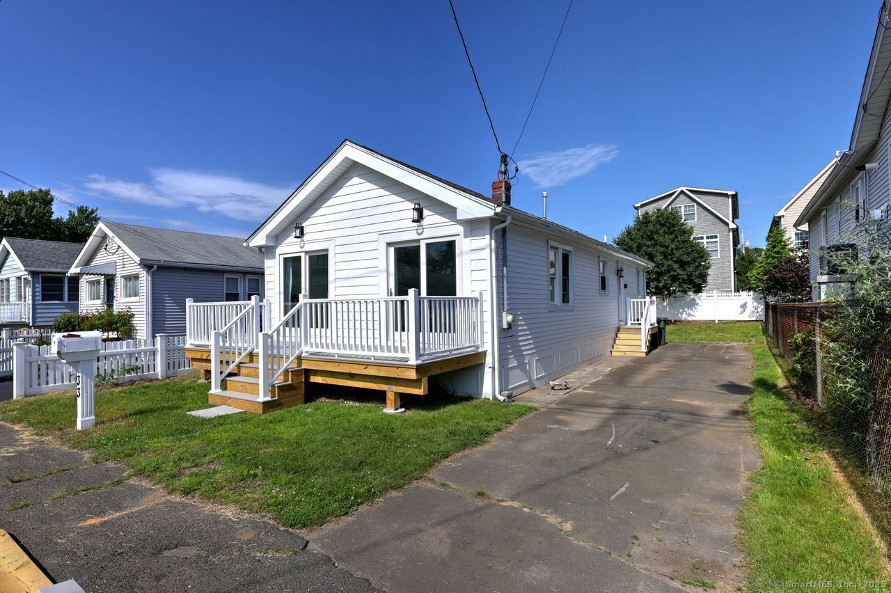 Property Photo: 33 Elaine Road CT 06460