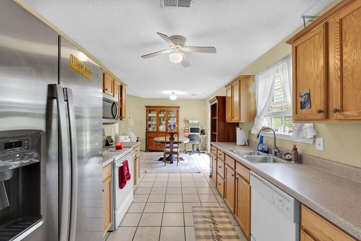 Property Photo: 361 Split Oak Lane SC 29349