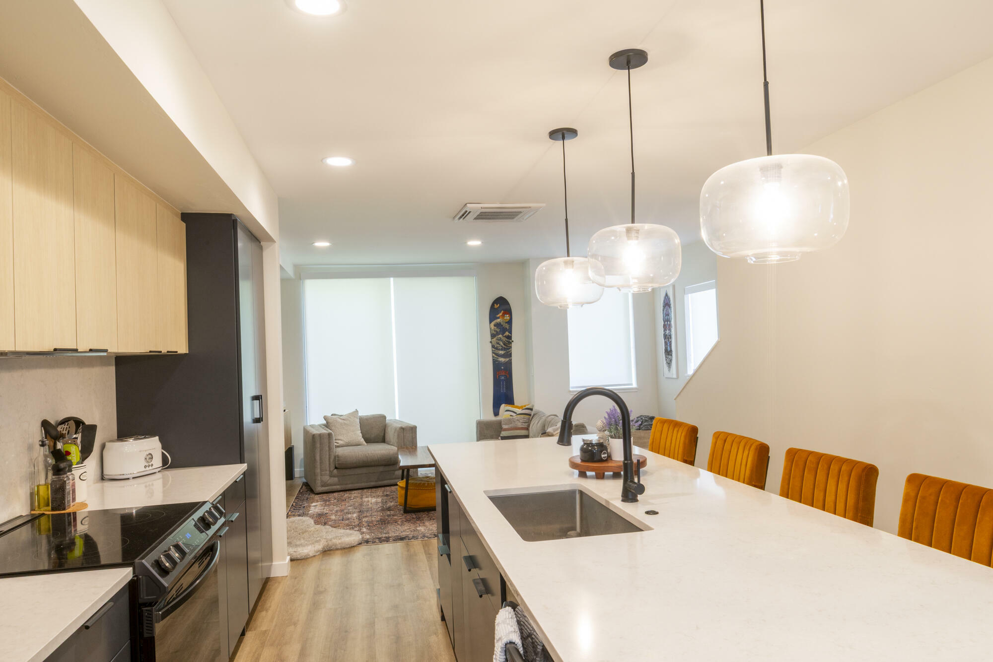 Property Photo: 410 N River St 10 ID 83333