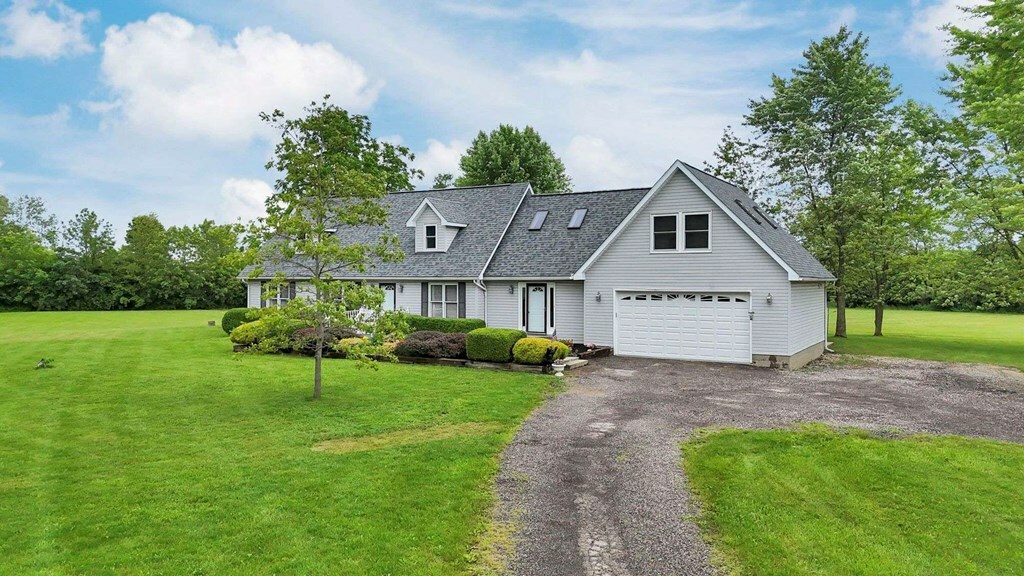 Property Photo: 6658 Ridpath Rd. OH 43123