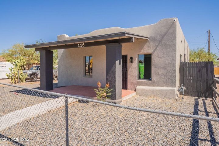 Property Photo:  116 W 30th Street  AZ 85713 