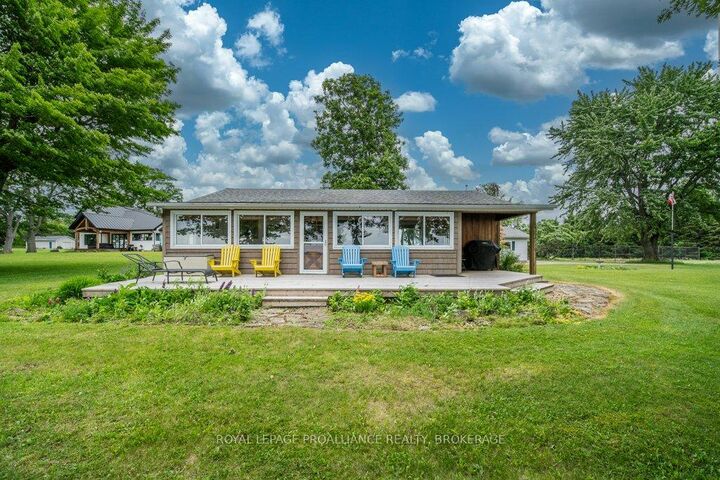 Property Photo: 27 Berry Lane ON K0H 2Y0