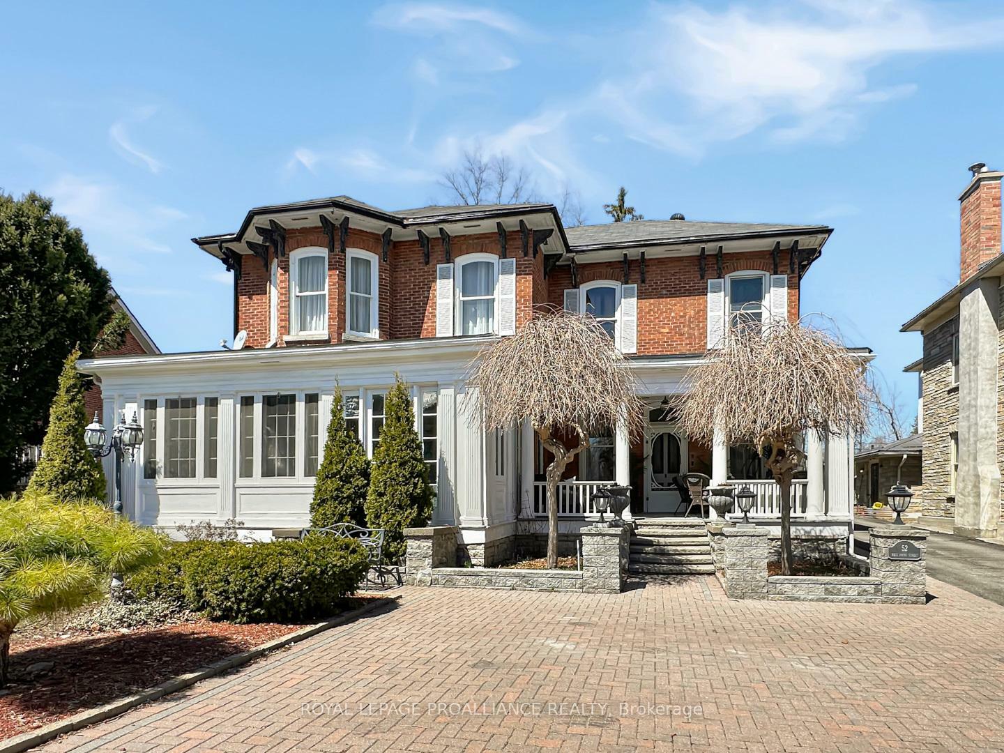 Property Photo:  52 West Front Street  ON K0K 3E0 