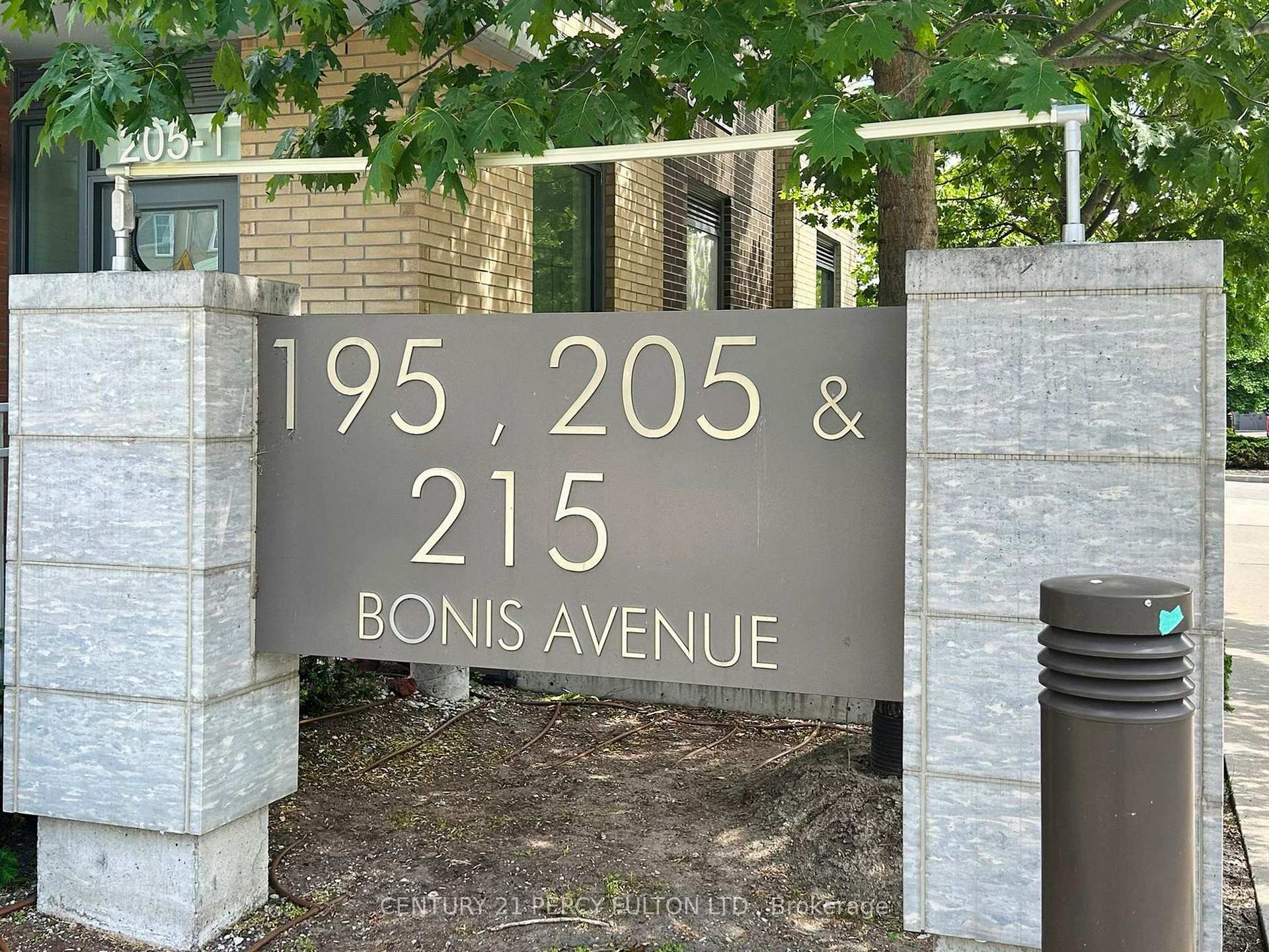 Property Photo: 195 Bonis Avenue 1713 ON M1T 3W6