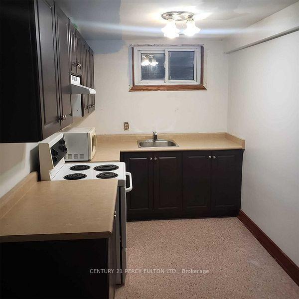 Photo de la propriété: 6172 Kingston Road Bsmt ON M1C 1K9