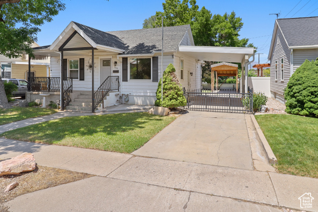 Property Photo:  341 E 700 N  UT 84660 