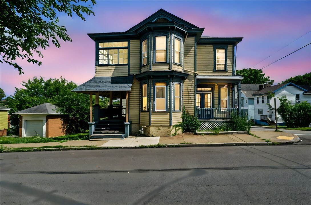 Property Photo: 316 W 3rd St PA 15601