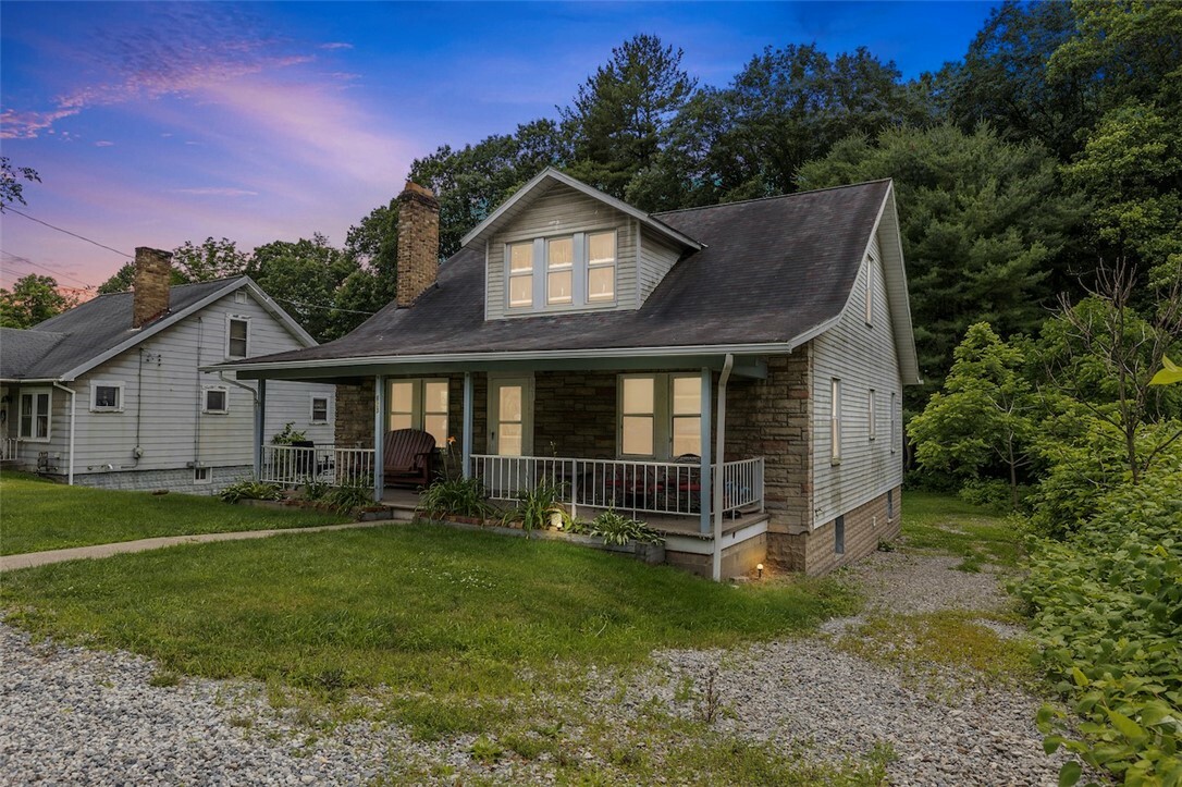 Property Photo: 623 Route 30 PA 15126