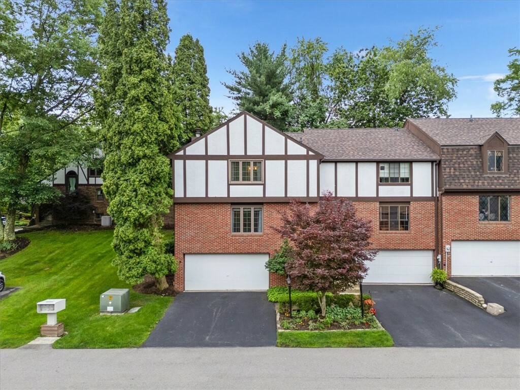 Property Photo: 212 Timber Ln PA 15143