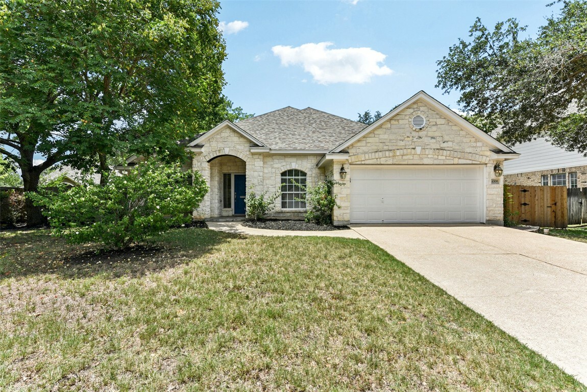 Property Photo: 4306 S Summercrest Loop TX 78681