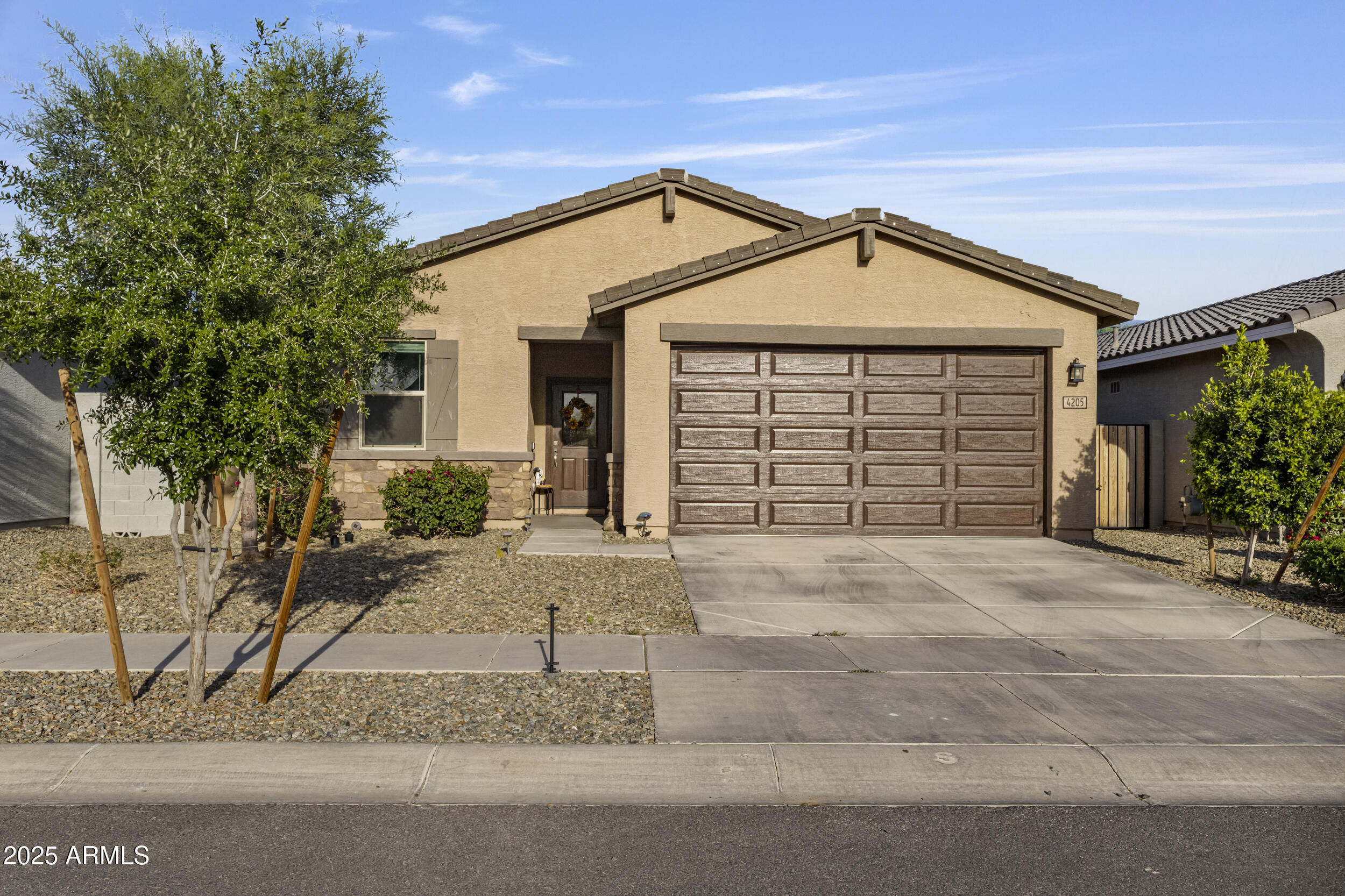 4205 S 68th Lane  Phoenix AZ 85043 photo