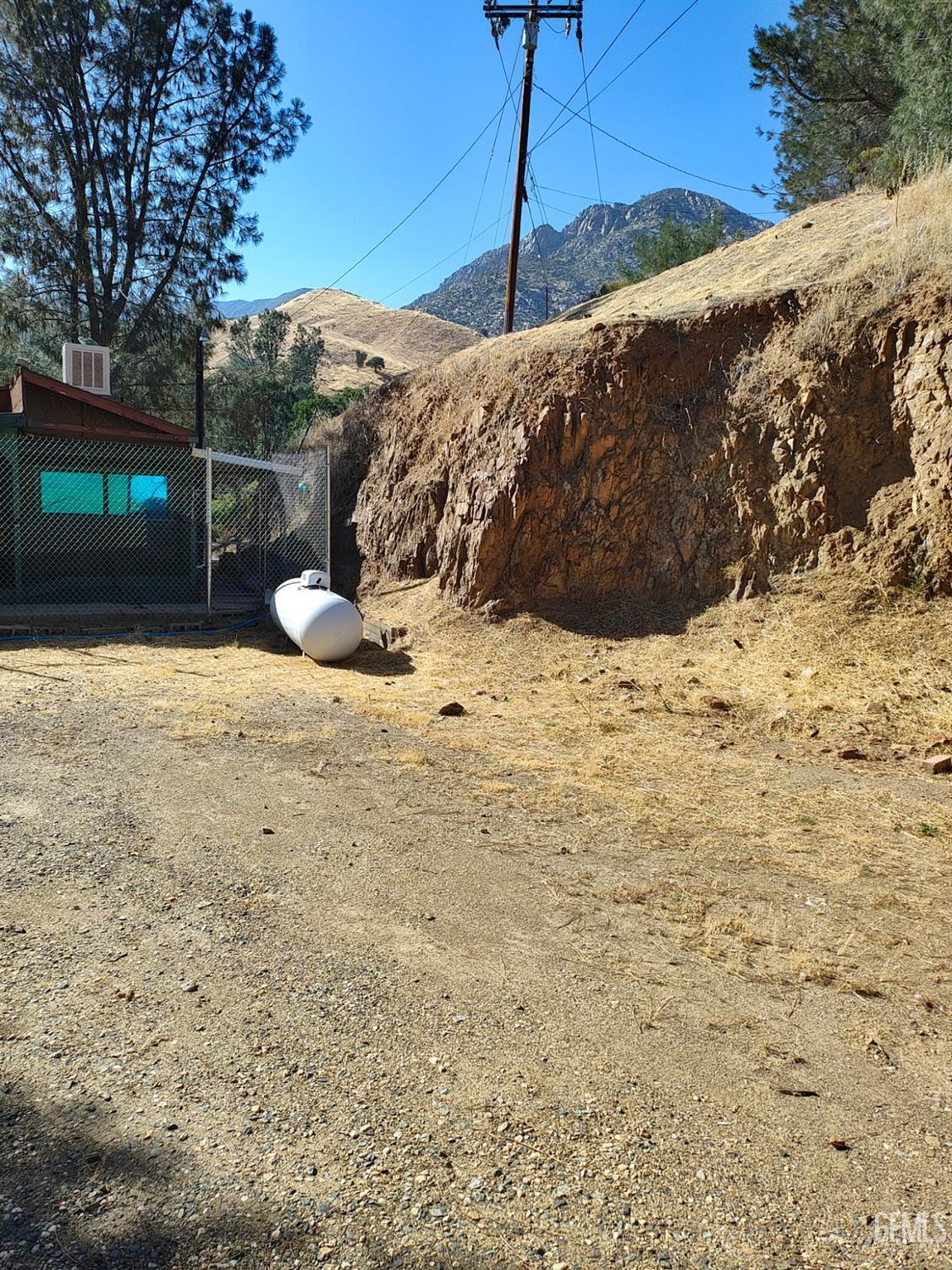 Property Photo:  357 Heim Lane  CA 93285 