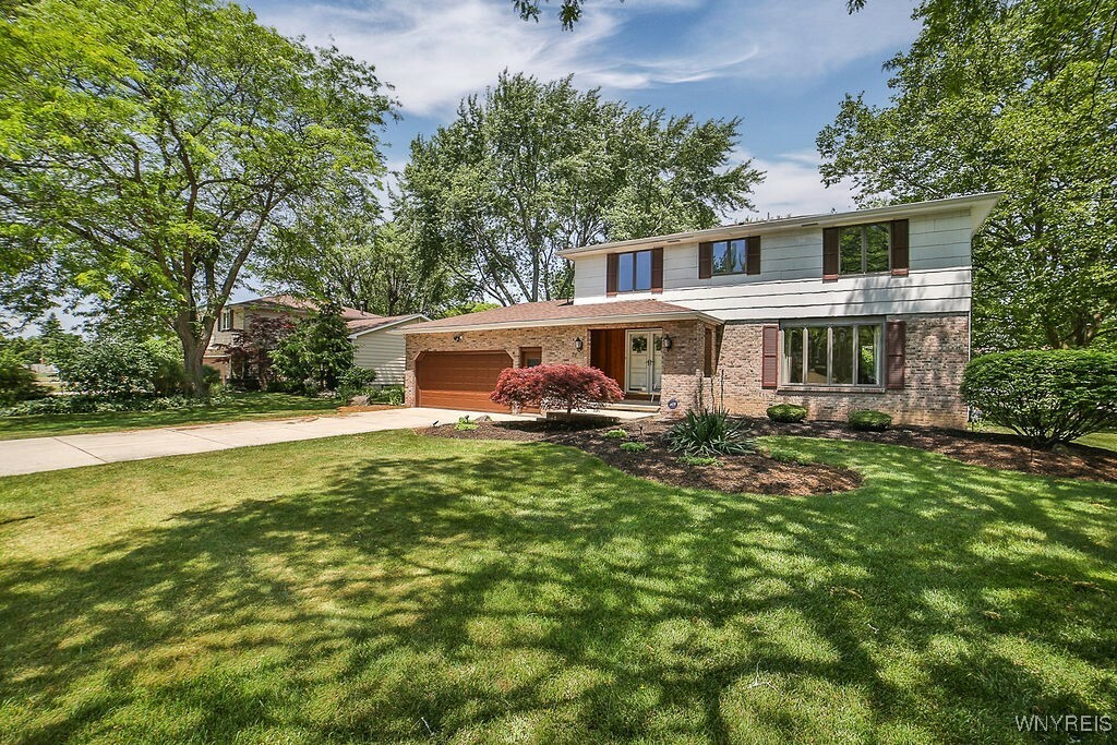 Property Photo: 79 Pin Oak Circle NY 14072