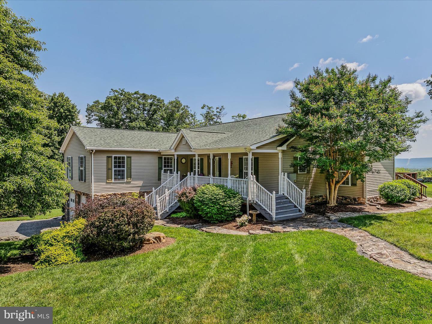 Property Photo: 1365 Boulder Spring Trail WV 25411