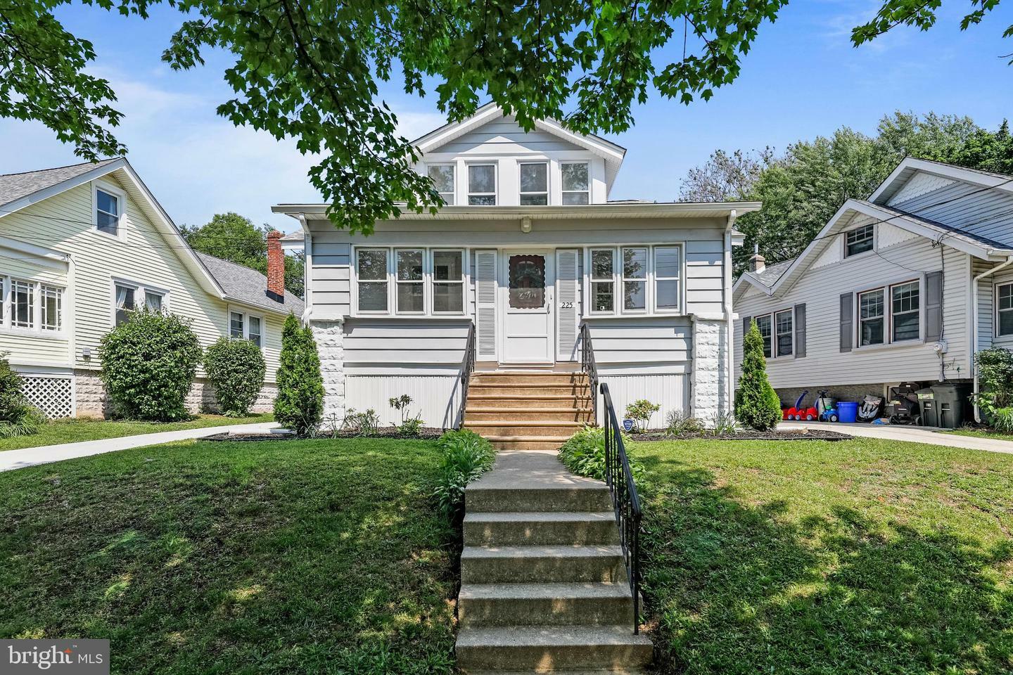 Property Photo: 225 W Franklin Avenue NJ 08108