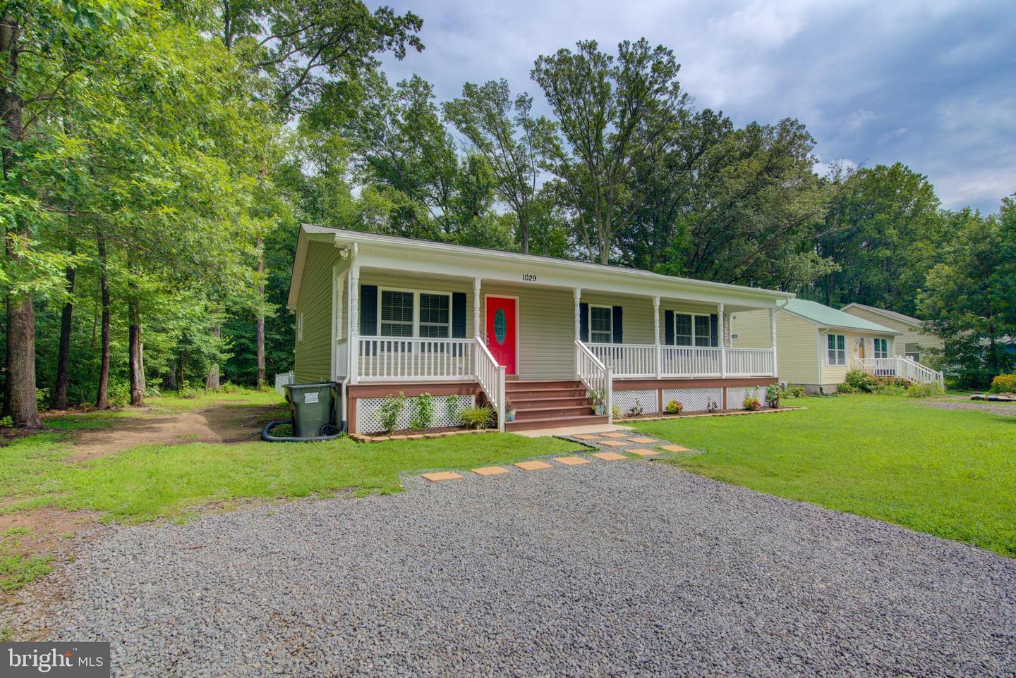 Property Photo: 1029 Mattox Avenue VA 22443