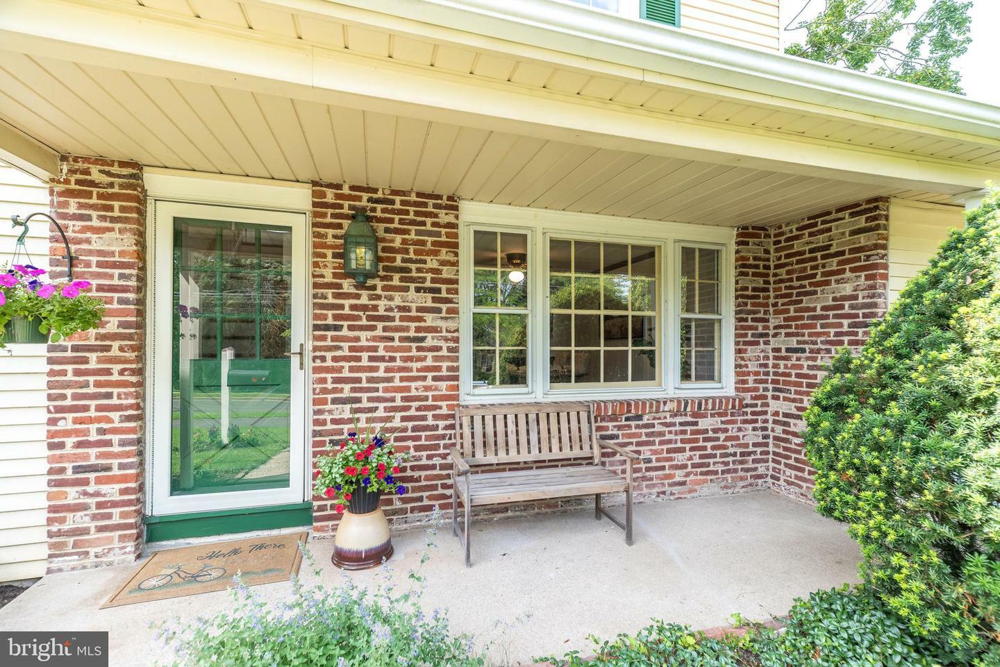Property Photo: 559 Maple Avenue PA 18901