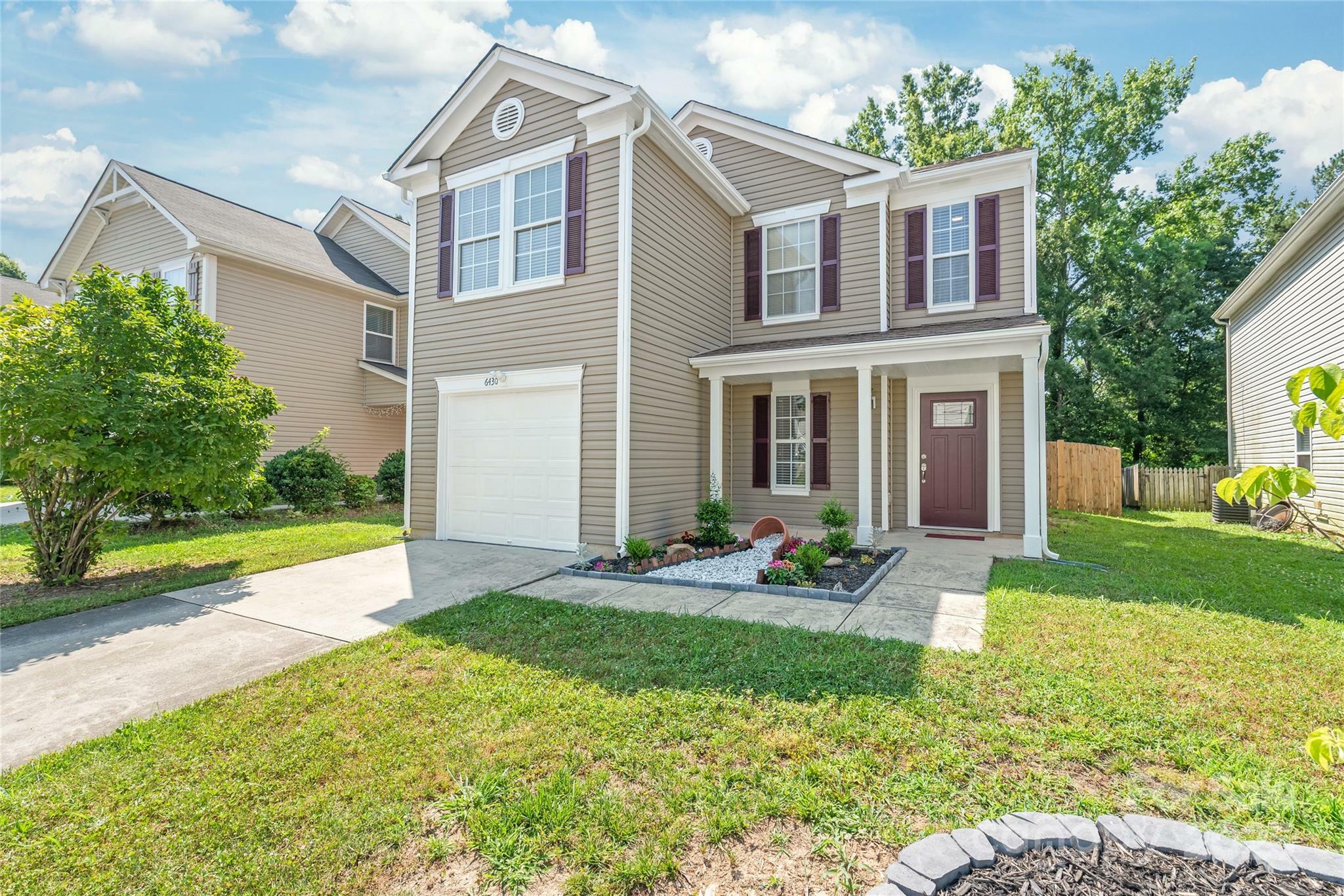 6430 Matlea Court  Charlotte NC 28215 photo
