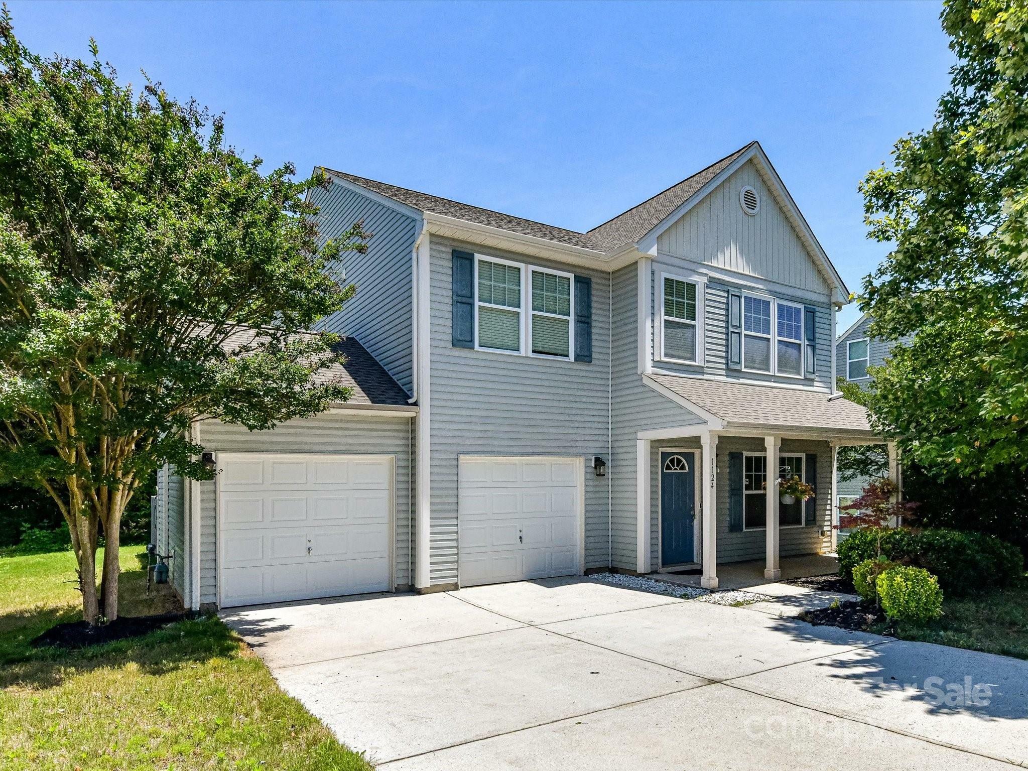 Property Photo: 1124 Hunter Street NC 28677