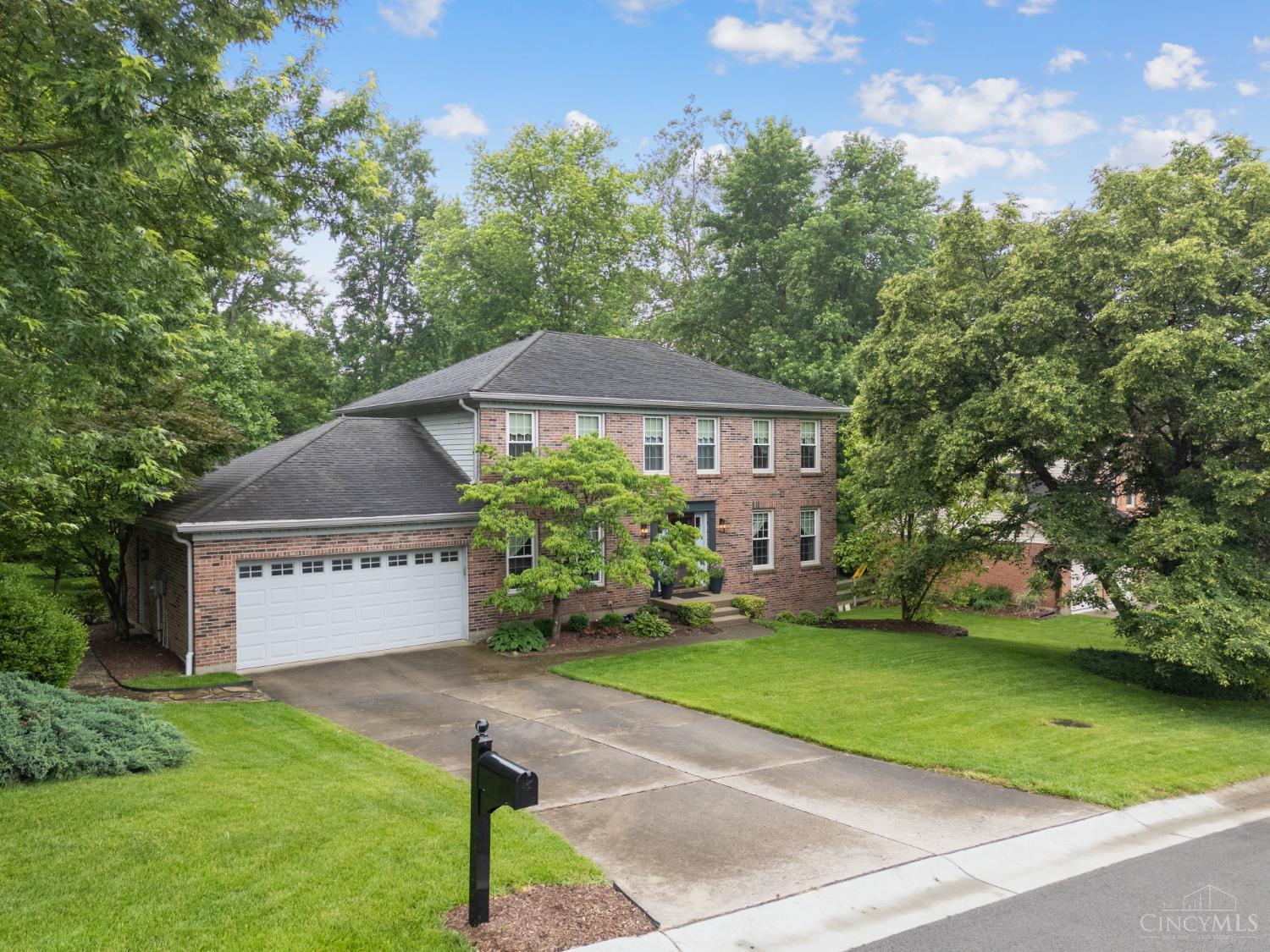 Property Photo:  