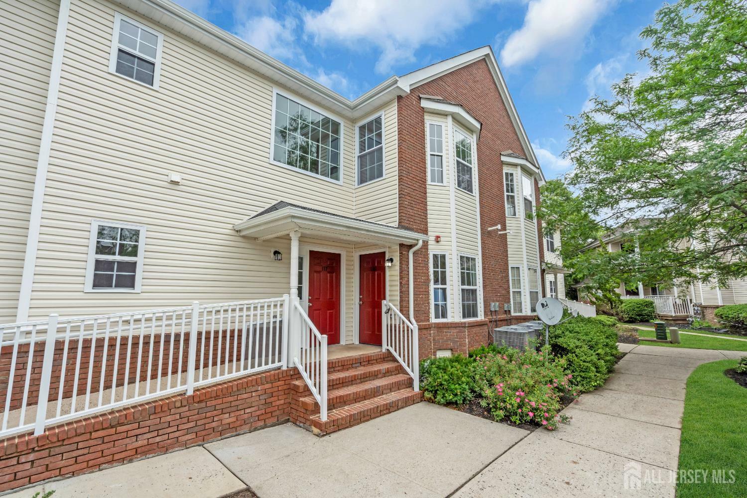 116 Forest Drive  Piscataway NJ 08854 photo