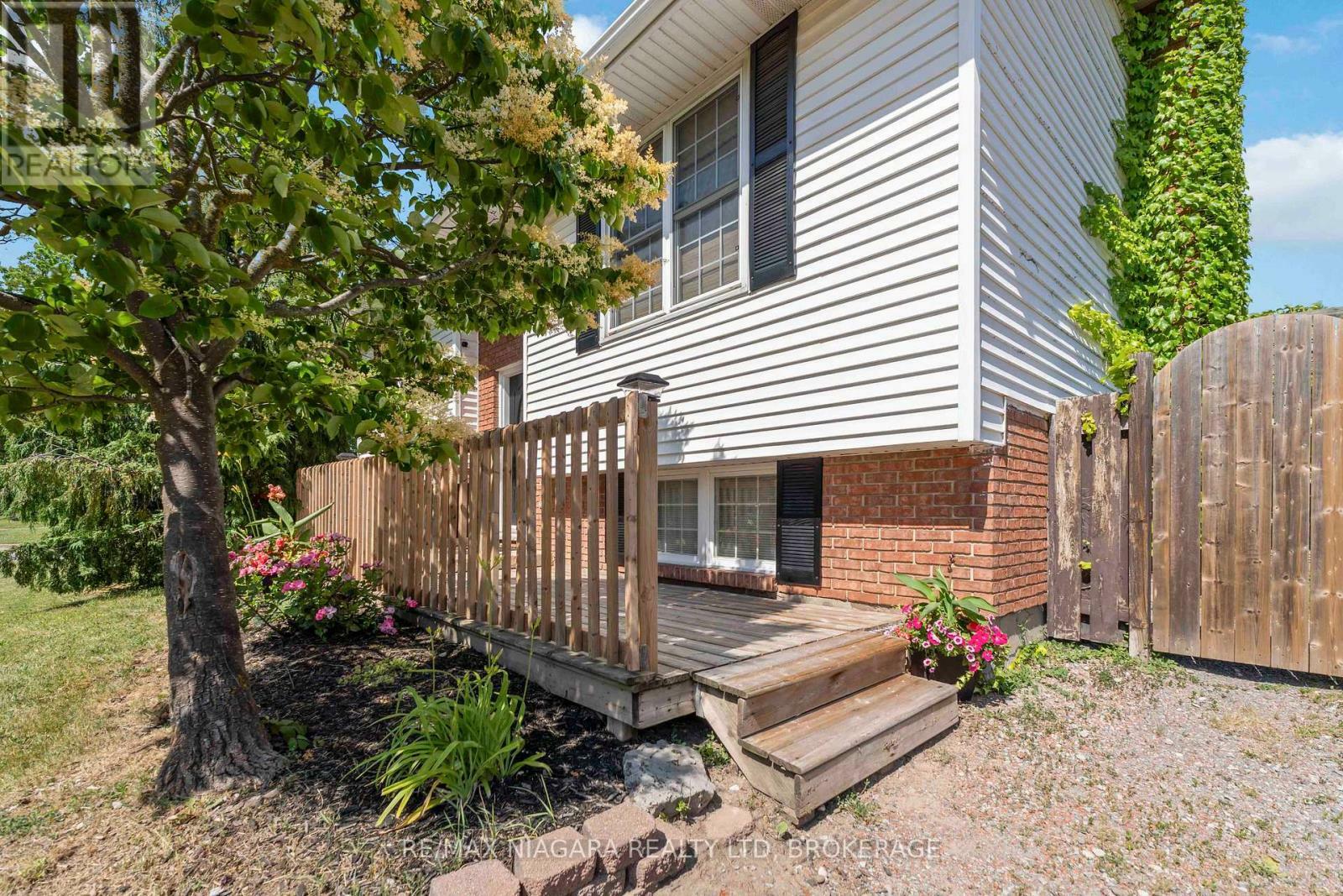 Property Photo: 91 Woodrow Street ON L2P 3S2