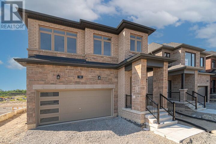 Property Photo:  13 Ranch Terrace  ON L9J 0Y3 