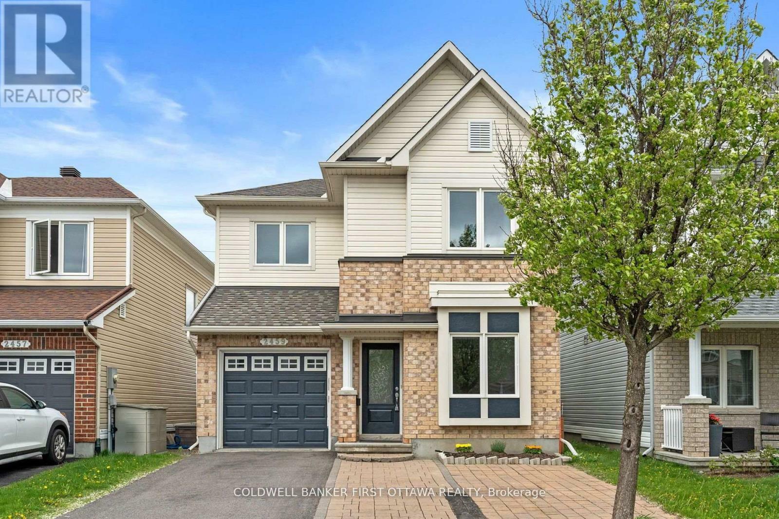 2459 Esprit Drive  Ottawa ON K4A 0S3 photo