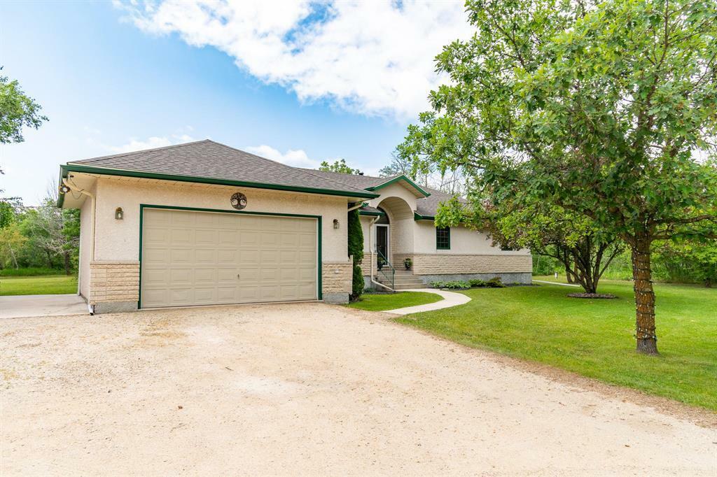 8015 236 Highway  Balmoral MB R0C 0H0 photo
