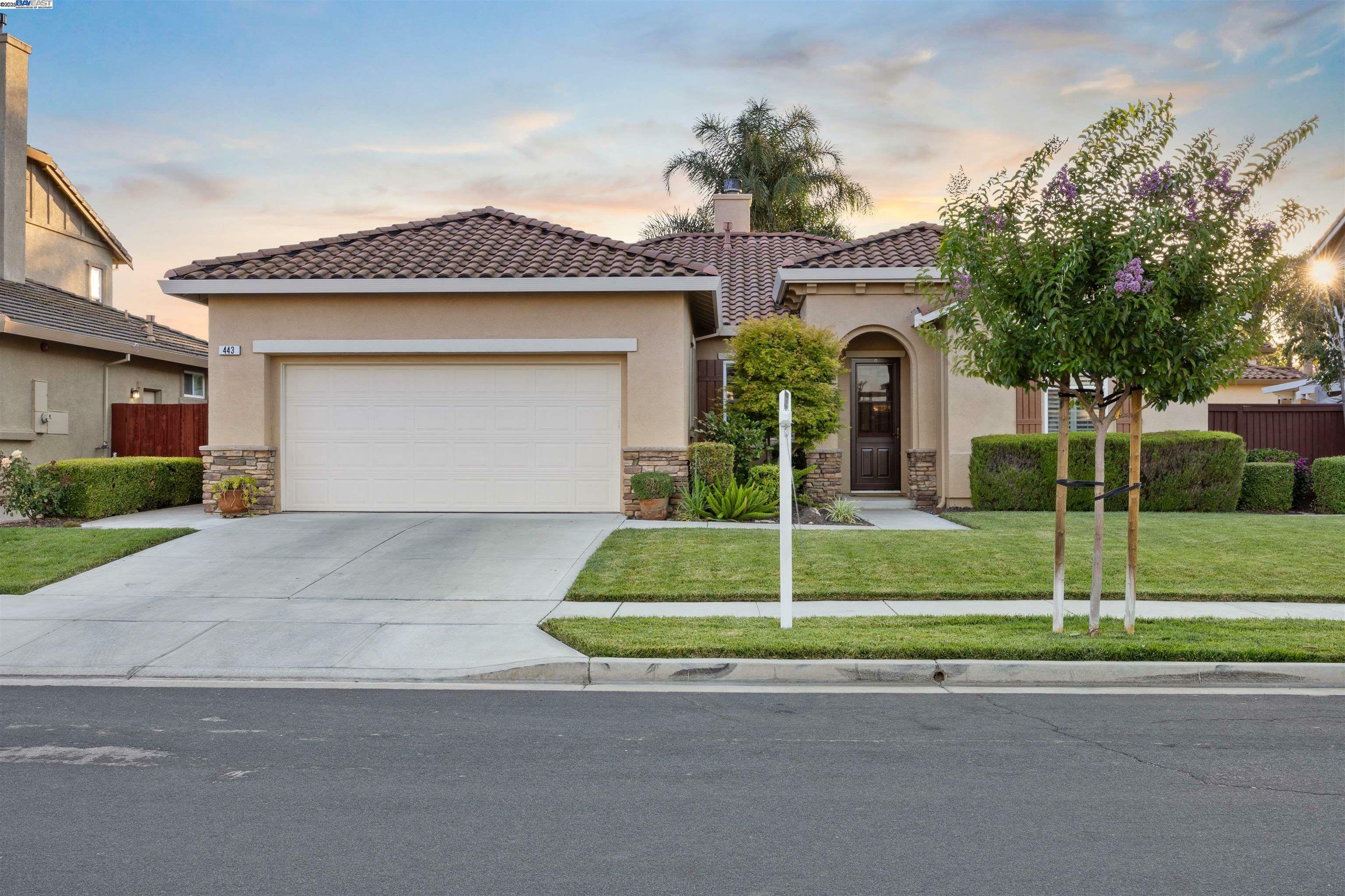 443 Collis St  Brentwood CA 94513 photo