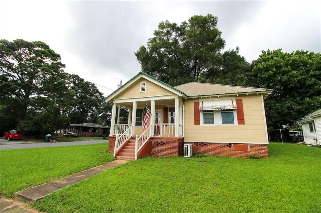 Property Photo:  200 Litchfield Street  GA 30153