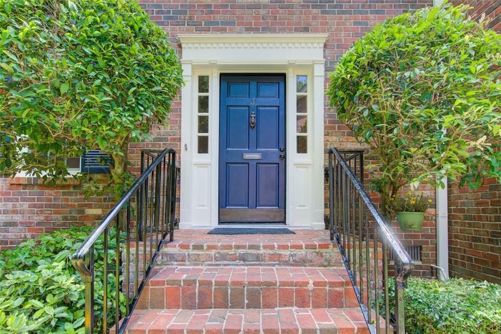 Property Photo: 1105 Clairemont Avenue J GA 30030