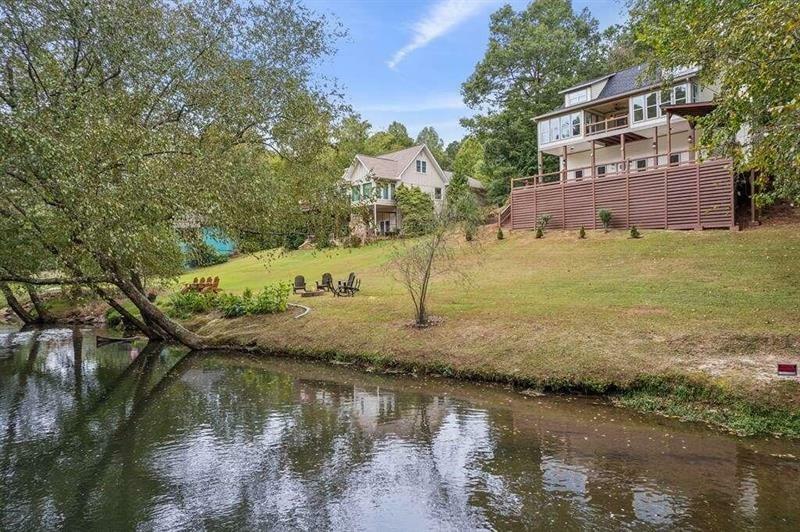 Property Photo: 105 Riveredge Drive GA 30536