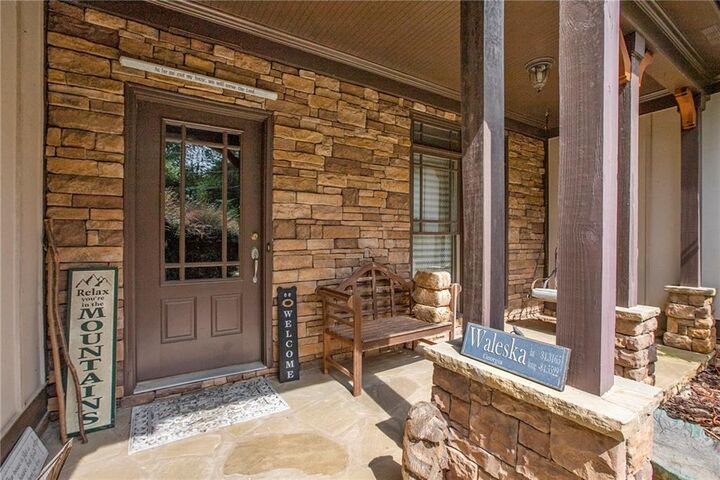 Property Photo: 194 White Eagle Drive GA 30183